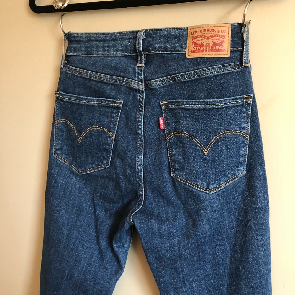 Levi’s 721 high rise skinny jean